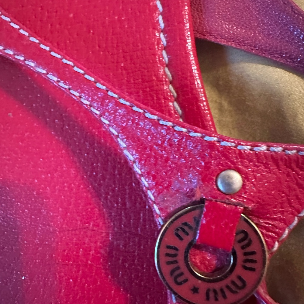 Miu Miu Red Leather Sandals with Bow Detail - Picture 2 of 5